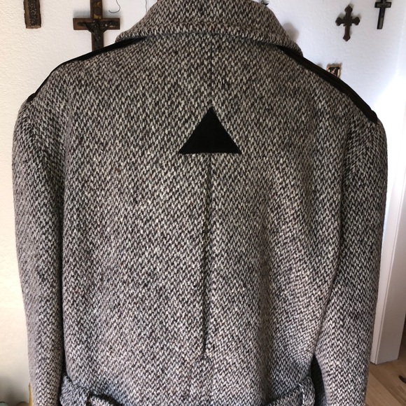 Tweed Vintage detail Italian jacket - Picture 3 of 8